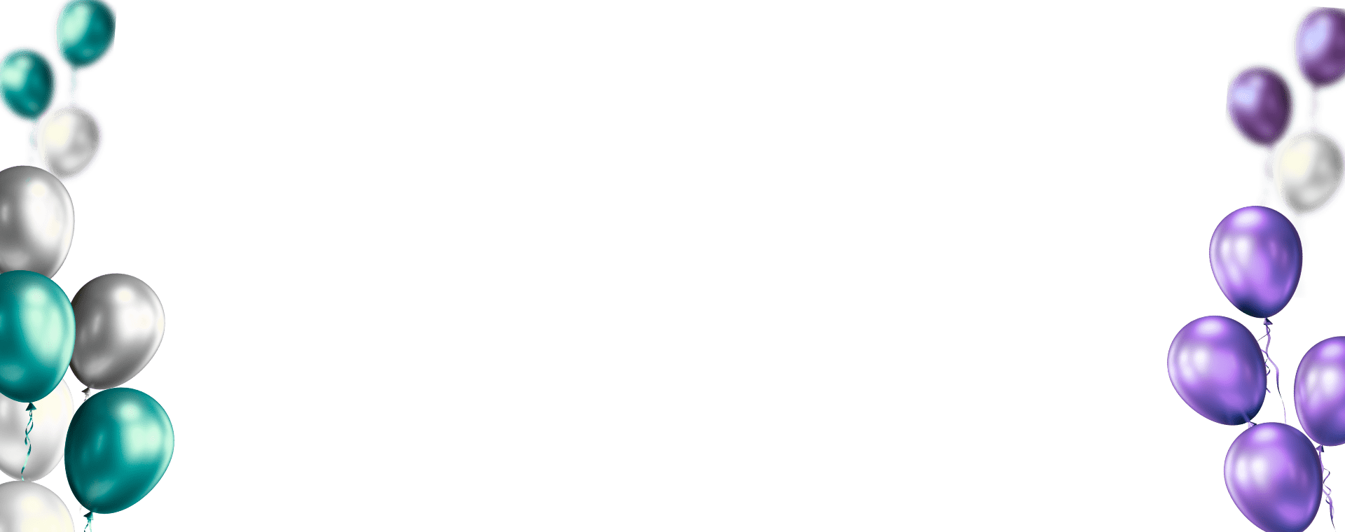 Rua arborizada balões verdes e brancos a esquerda e balões roxos e brancos a direita